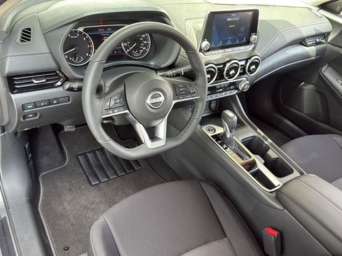 Used 2025 Nissan Sentra SV w/ All-Weather Package image 15