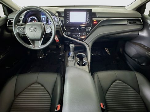 Used 2024 Toyota Camry SE image 26