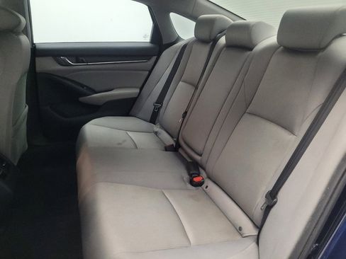 Used 2020 Honda Accord EX image 18