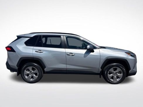 Used 2023 Toyota RAV4 XLE AWD/4WD image 6