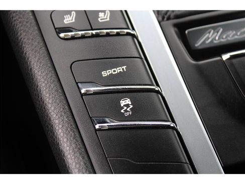 Used 2015 Porsche Macan S AWD/4WD image 33