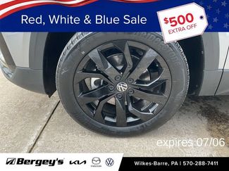 Used 2022 Volkswagen Taos SE AWD/4WD video 1