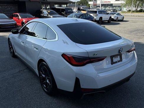 Used 2023 BMW i4 eDrive35 w/ Premium Package RWD image 14