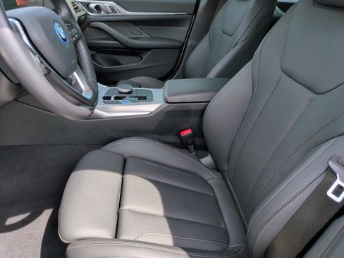 Used 2024 BMW i4 eDrive35 w/ Premium Package RWD image 27
