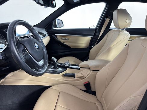 Used 2017 BMW 330i Sedan RWD image 5