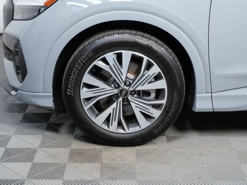Used 2025 Audi Q4 e-tron Premium Plus w/ Premium Plus image 34