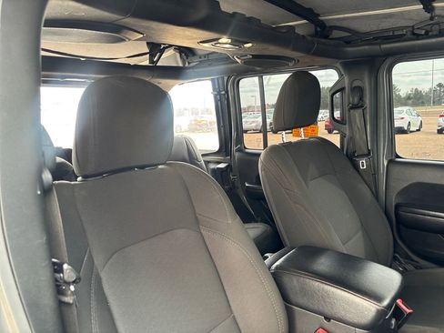 Used 2020 Jeep Wrangler Unlimited Sport image 20
