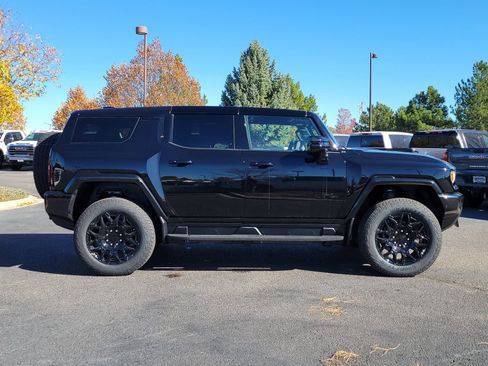 New 2026 GMC Hummer EV SUV w/ LPO, Dark Essentials Package AWD/4WD image 2