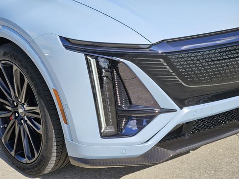 New 2026 Cadillac Lyriq V w/ Exterior Carbon Fiber Package image 9