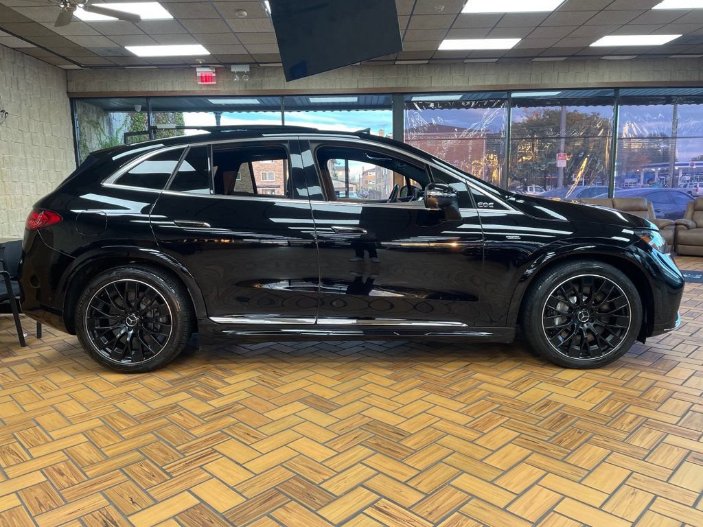 Used 2024 Mercedes-Benz EQE AMG 4MATIC SUV image 6
