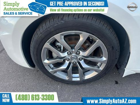 Used 2014 Nissan 370Z Roadster image 19