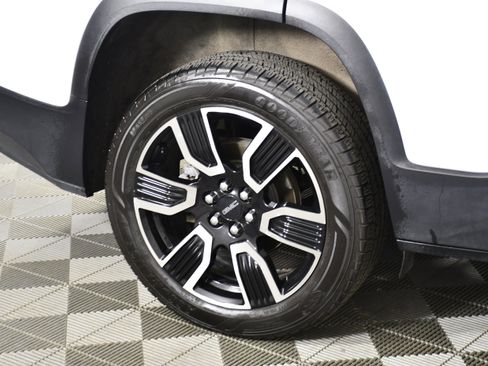 Used 2019 GMC Acadia SLT w/ Black Edition AWD/4WD image 55