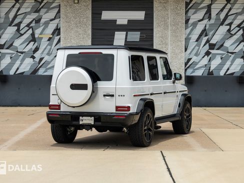 Used 2026 Mercedes-Benz G 63 AMG 4MATIC w/ AMG Performance Package image 15