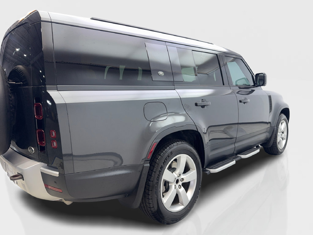 Used 2023 Land Rover Defender 130 First Edition AWD/4WD image 15