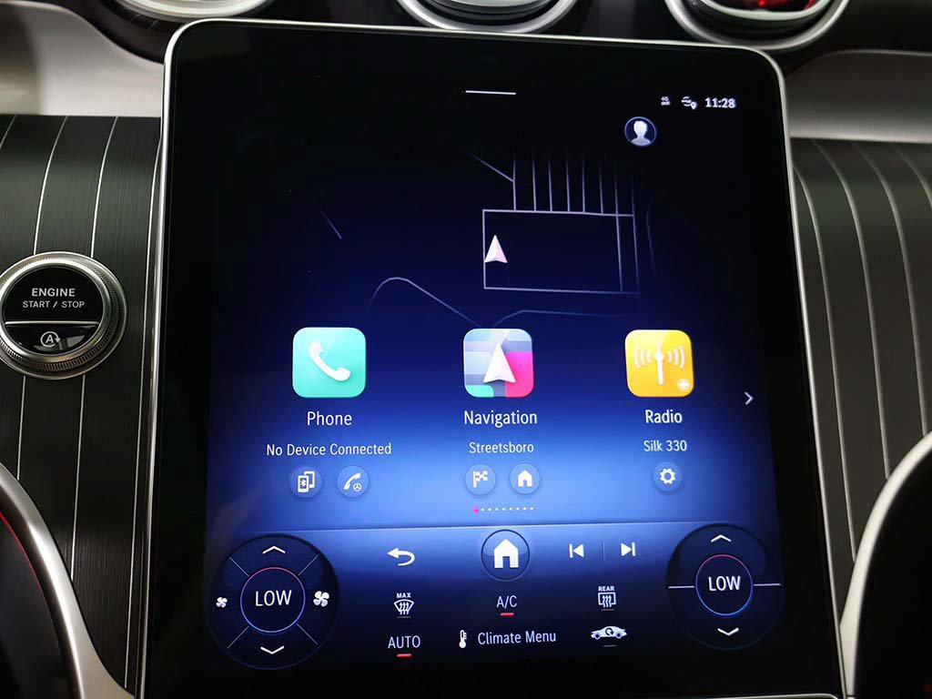 Used 2025 Mercedes-Benz GLC 300 4MATIC image 52