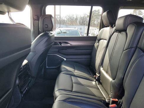 New 2026 Jeep Grand Wagoneer 4WD w/ Premium Group I image 14