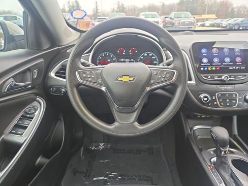 Used 2024 Chevrolet Malibu LT image 14