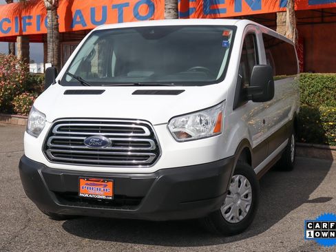 Used 2019 Ford Transit 350 XLT image 4