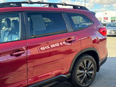 Used 2022 Subaru Ascent Onyx Edition AWD/4WD image 7