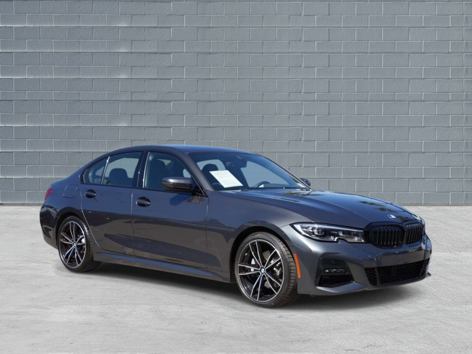 Used 2020 BMW 330i Sedan w/ M Sport Package RWD image 1