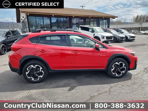 Used 2022 Subaru Crosstrek 2.5i Limited w/ Moonroof Package 2 AWD/4WD image 9