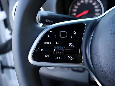 Used 2024 Mercedes-Benz Sprinter 3500 image 32