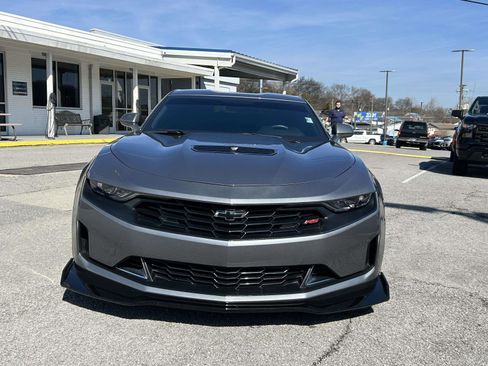 Used 2021 Chevrolet Camaro LT w/ RS Package image 8