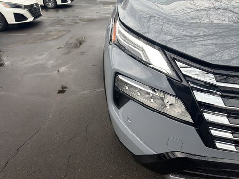 New 2026 Nissan Rogue Platinum w/ Platinum Premium Package image 10