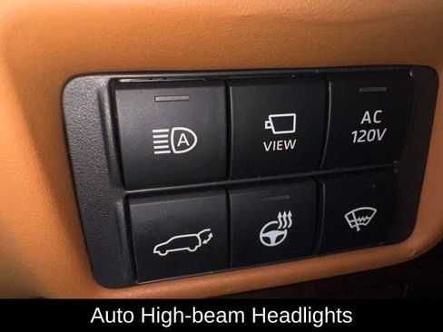 Used 2022 Toyota Highlander Platinum AWD/4WD image 19