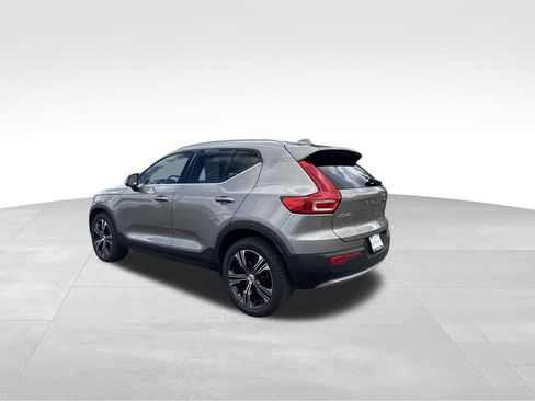 Used 2021 Volvo XC40 T5 Inscription AWD/4WD image 4