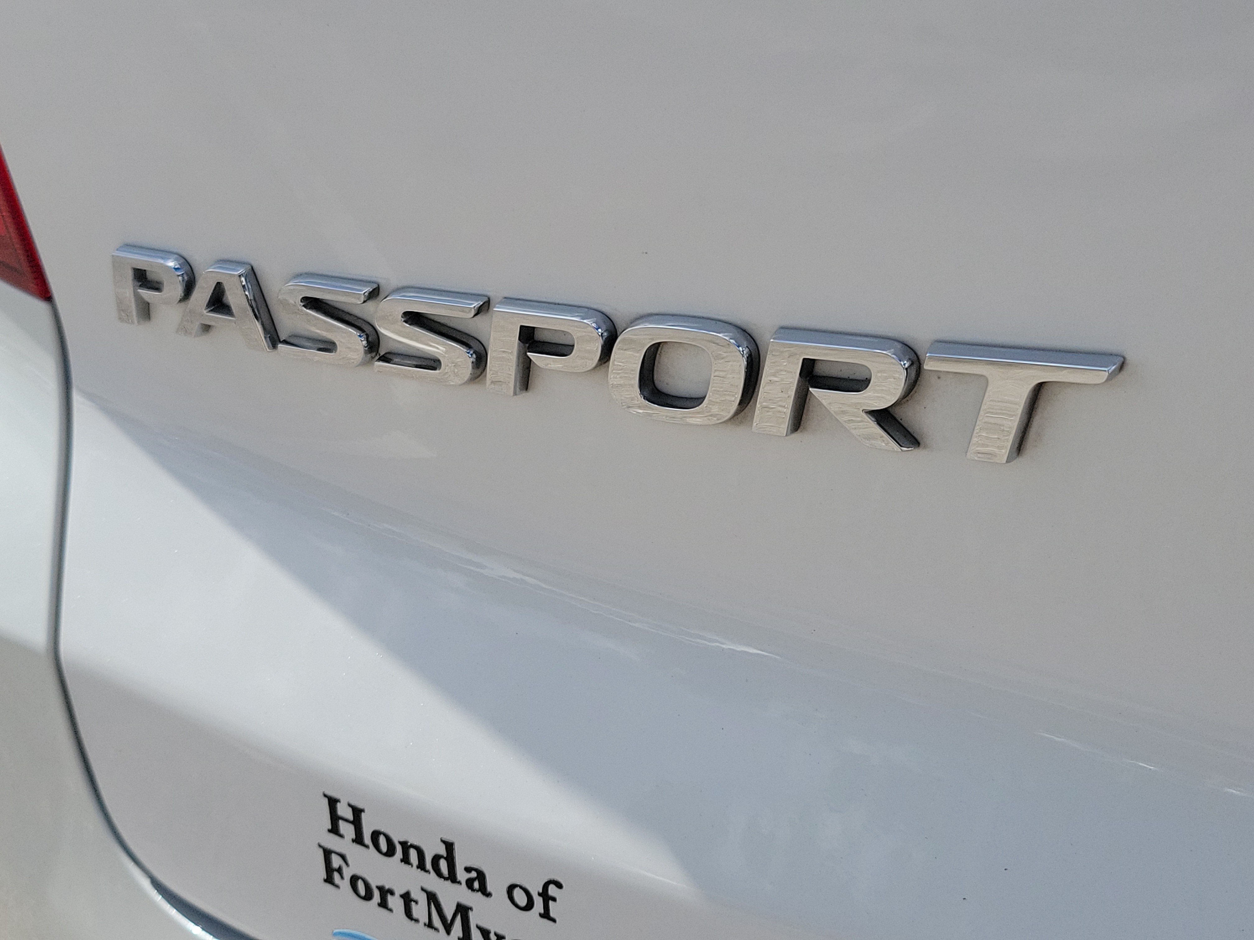 Used 2023 Honda Passport EX-L image 9