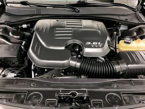 Used 2016 Chrysler 300 S w/ Safetytec Plus Group AWD/4WD image 25