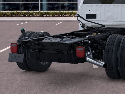 New 2026 Ford F450 XL w/ XL Chrome Package RWD image 22