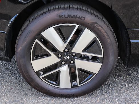 New 2026 Hyundai Ioniq 9 SEL AWD/4WD image 8