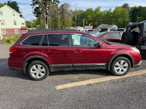Used 2012 Subaru Outback 2.5i Limited AWD/4WD image 7