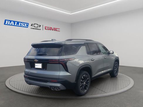 New 2026 Chevrolet Traverse LT w/ Sun and Wheel Package image 7
