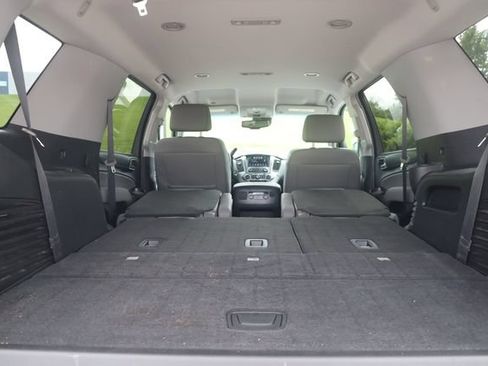 Used 2018 Chevrolet Tahoe LT w/ Luxury Package AWD/4WD image 26