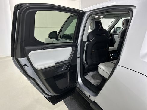 Used 2023 Rivian R1T Adventure AWD/4WD image 17