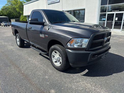 Used 2018 RAM 3500 Tradesman w/ Power & Remote Entry Group RWD image 3