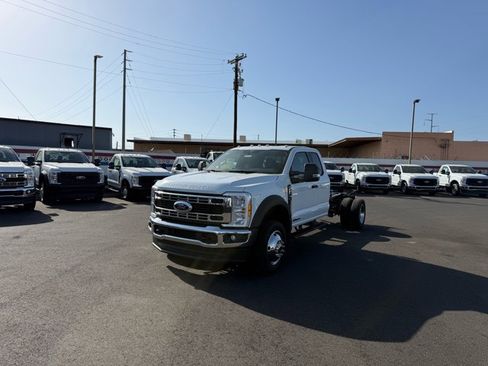 New 2026 Ford F550 4x4 Supercab Super Duty image 5