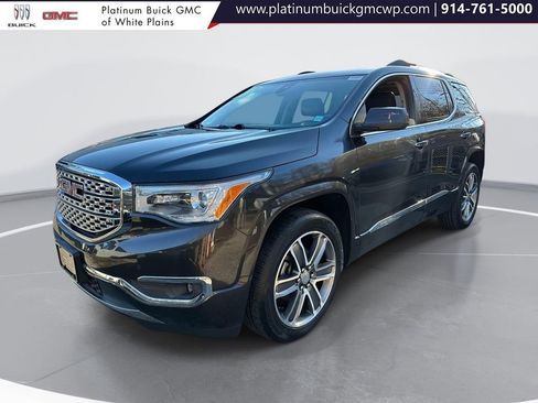 Used 2018 GMC Acadia Denali w/ Technology Package image 8