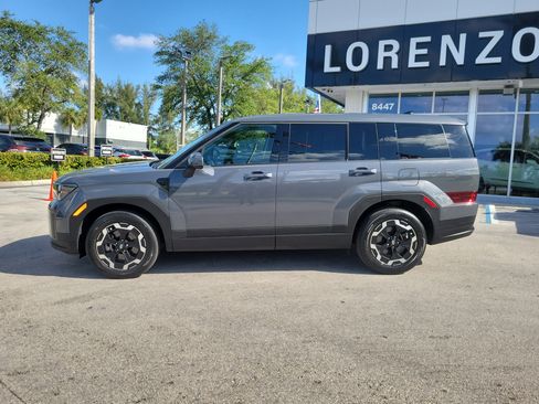 Used 2025 Hyundai Santa Fe SE image 8