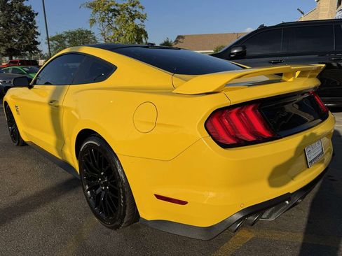 Used 2018 Ford Mustang GT Premium w/ GT Performance Package RWD image 7