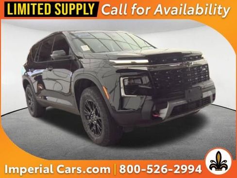 Used 2025 Chevrolet Traverse Z71 w/ Enhanced Driving Package AWD/4WD image 1