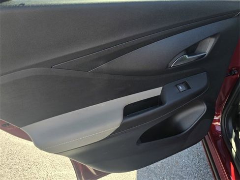 Used 2025 Buick Envista Avenir image 21