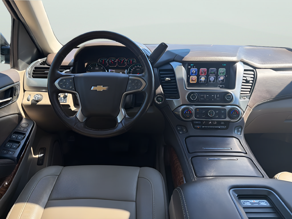 Used 2020 Chevrolet Suburban Premier RWD image 30
