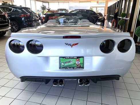 Used 2007 Chevrolet Corvette Convertible w/ Preferred Equipment Group RWD image 8