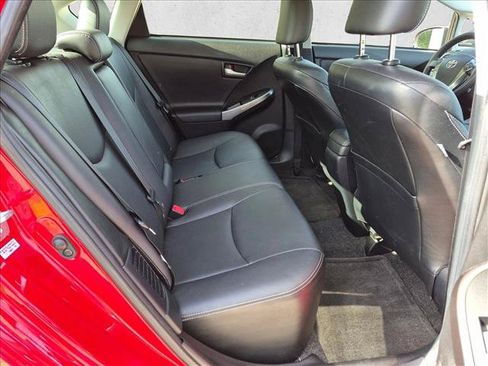 Used 2015 Toyota Prius Persona Series FWD image 18