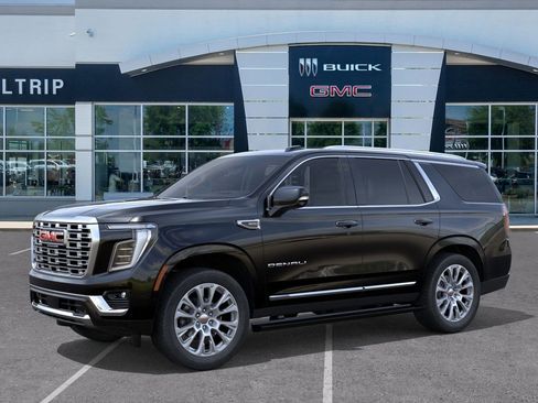 New 2026 GMC Yukon Denali w/ Denali Reserve Package image 3