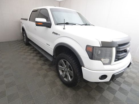 Used 2014 Ford F150 FX4 w/ Equipment Group 402A Luxury image 3
